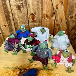 RUSS BERRIE & CO FROG COLLECTION